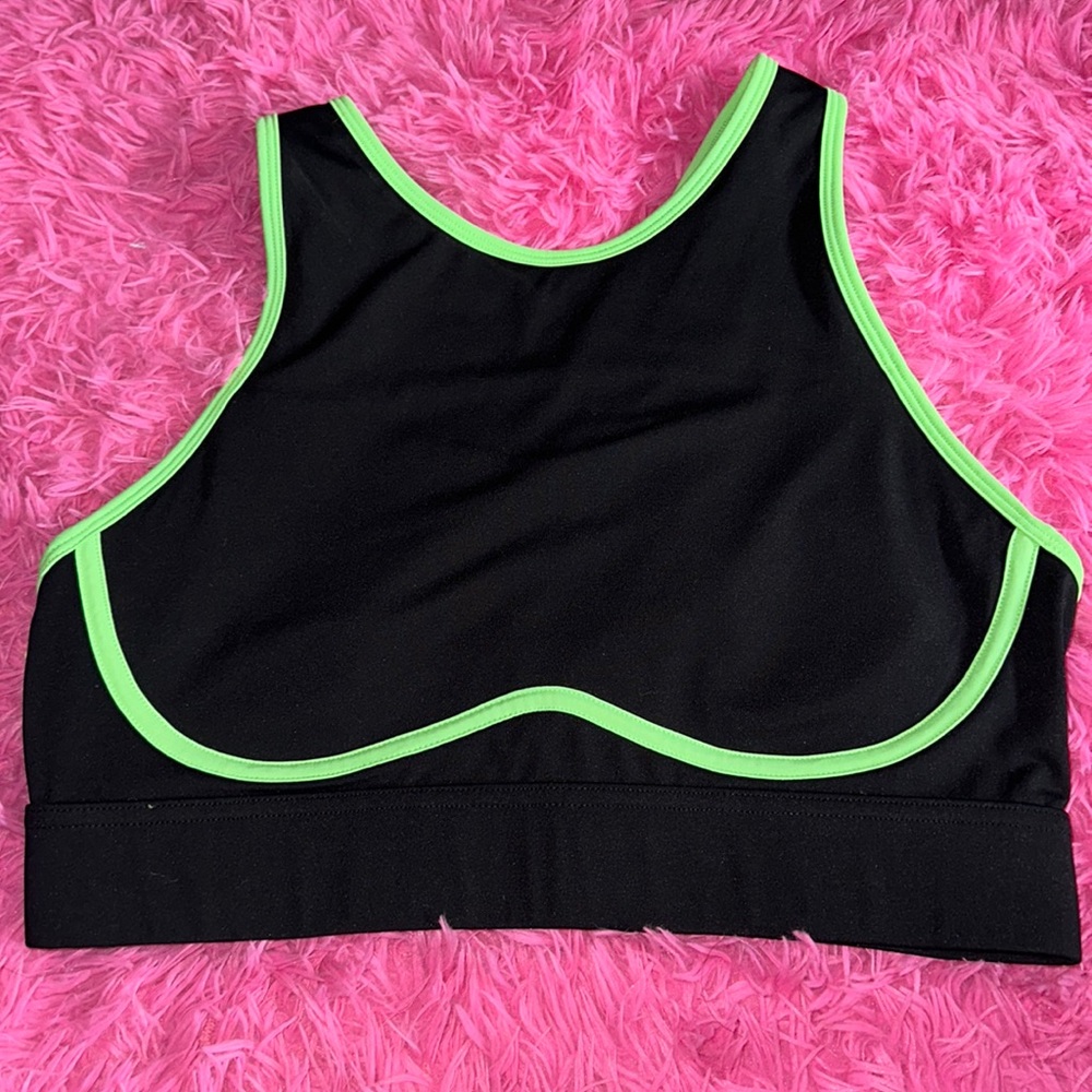 Fabletics Blare Cross Back Medium Impact Sports Bra